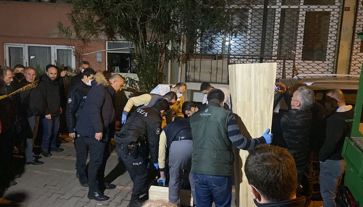 Sarıyer'de bir kişi iş yerinde tabancayla vurularak öldürüldü