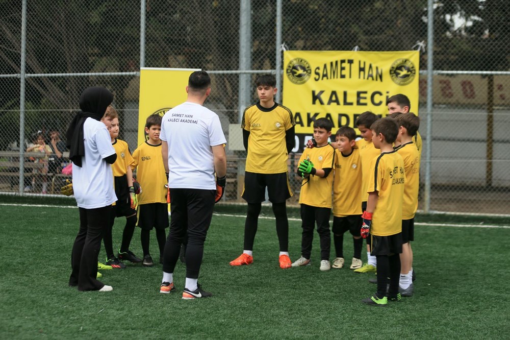 Gündüz Direksiyon, Akşam Kale: Çift Meslekli Adamın Tutku Dolu Hayatı 75 Qb5h0Id0EECdNaucSPtoIA