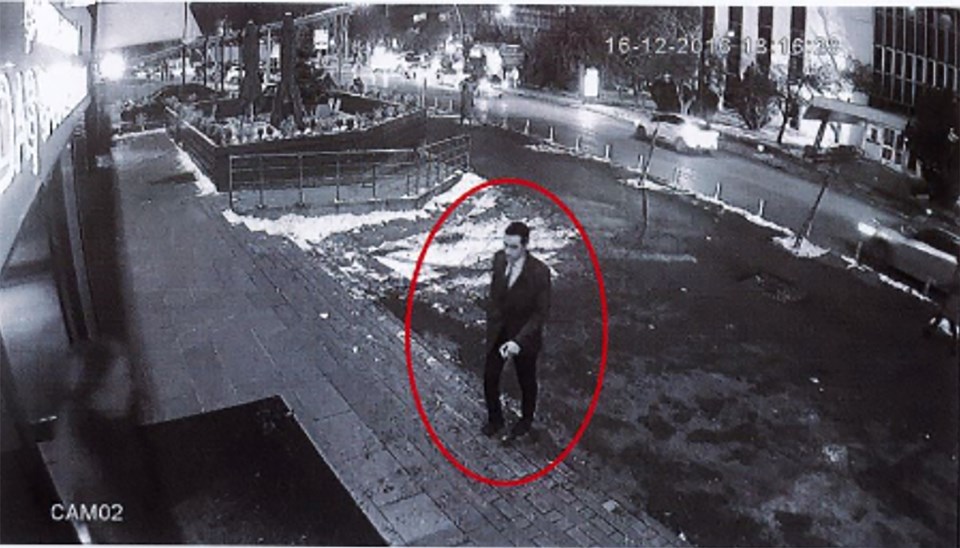 İddianamede terörist Altıntaş'ın 16 Aralık'ta Çağdaş Sanatlar Merkezinde ikinci kez keşif yaptığını gösteren güvenlik kamerası görselleri de yer aldı.

