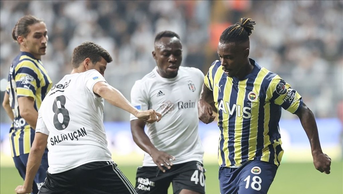 Süper Lig'de derbi heyecanı: Açılış Beşiktaş'tan kapanış Fenerbahçe'den