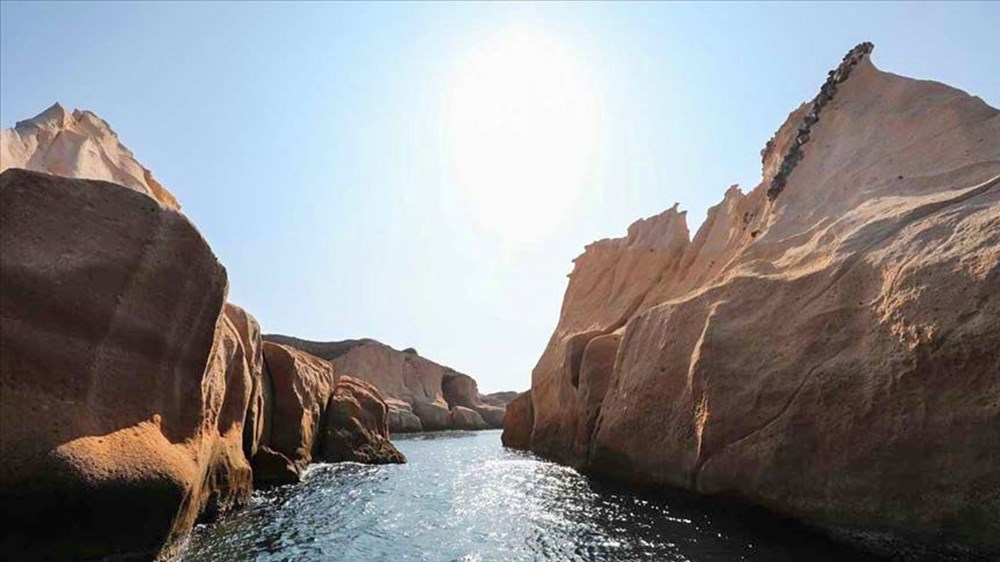 'Denizin Peribacaları' Siren Kayalıkları görenleri şaşırtıyor - 1