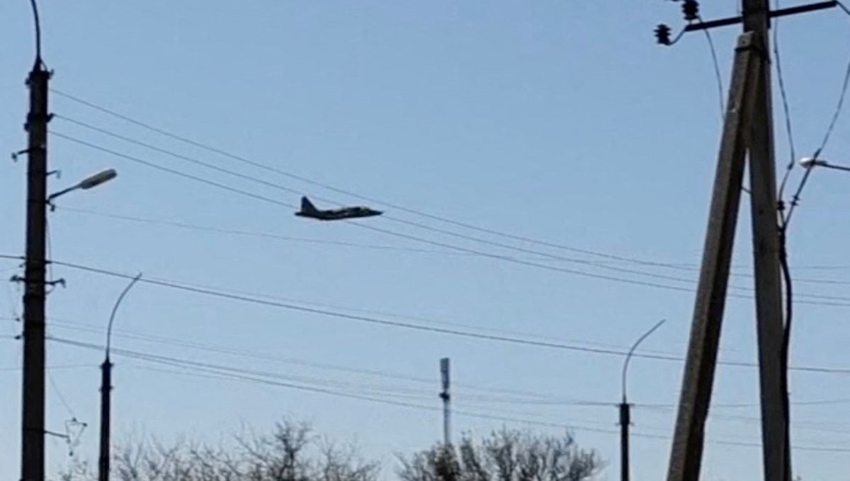 Rusya: Ukrayna'ya ait silah ve mühimmat taşıyan askeri kargo uçağı düşürüldü