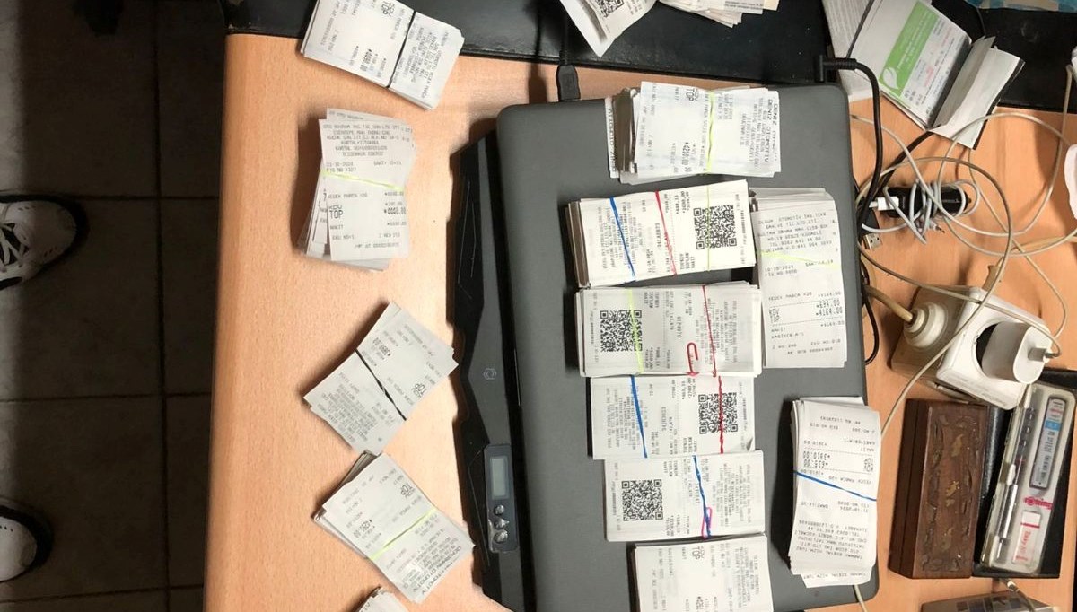 60 milyon liralık vurgun! Sahte fatura çetesine operasyonda 57 gözaltı 60 milyon liralık vurgun! Sahte fatura çetesine operasyonda 57 gözaltı