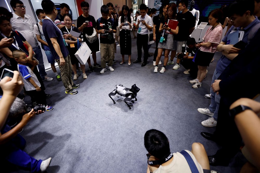 8. Dünya Robot Konferansı başladı: Cyber köpekten insansı robotlara yüzlerce robot sahnede - 3