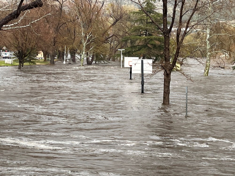 California'da sel: 14 kişi hayatını kaybetti - 5