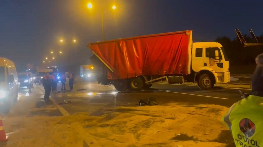 TEM'de trafiği kilitleyen kaza - 5