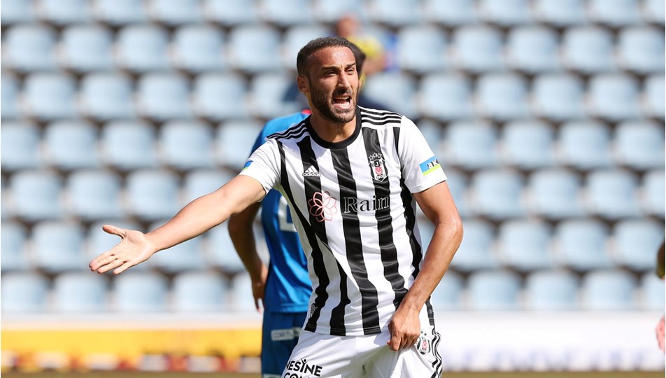 Cenk Tosun: Modern futbol oynatmaya çalışan hocaların Türkiye'ye gelmesi büyük bir avantaj