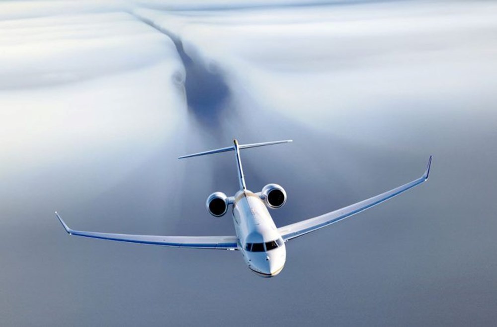 Bomberdier dünyanın en hızlı iş jetini tanıttı: Global 8000 - 4