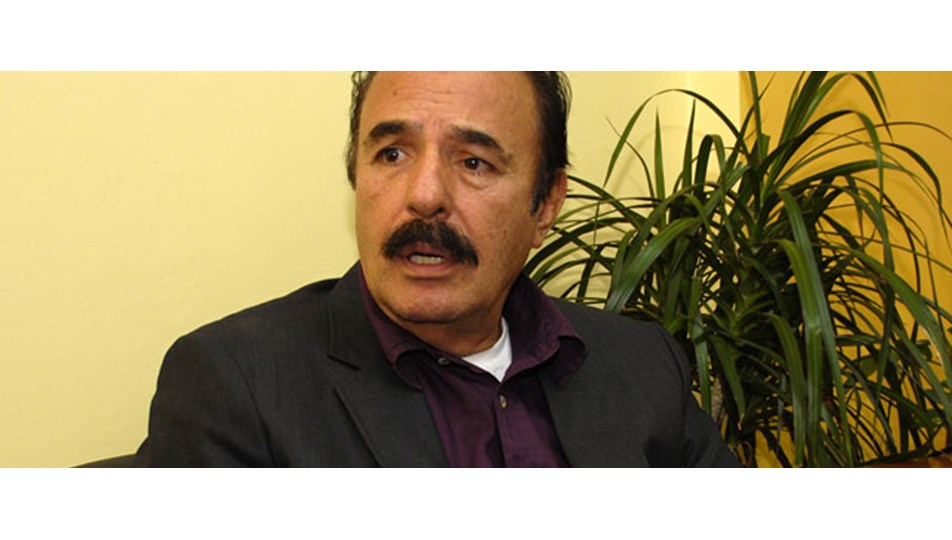 Ferdi Tayfur da dolandırıcı kurbanı