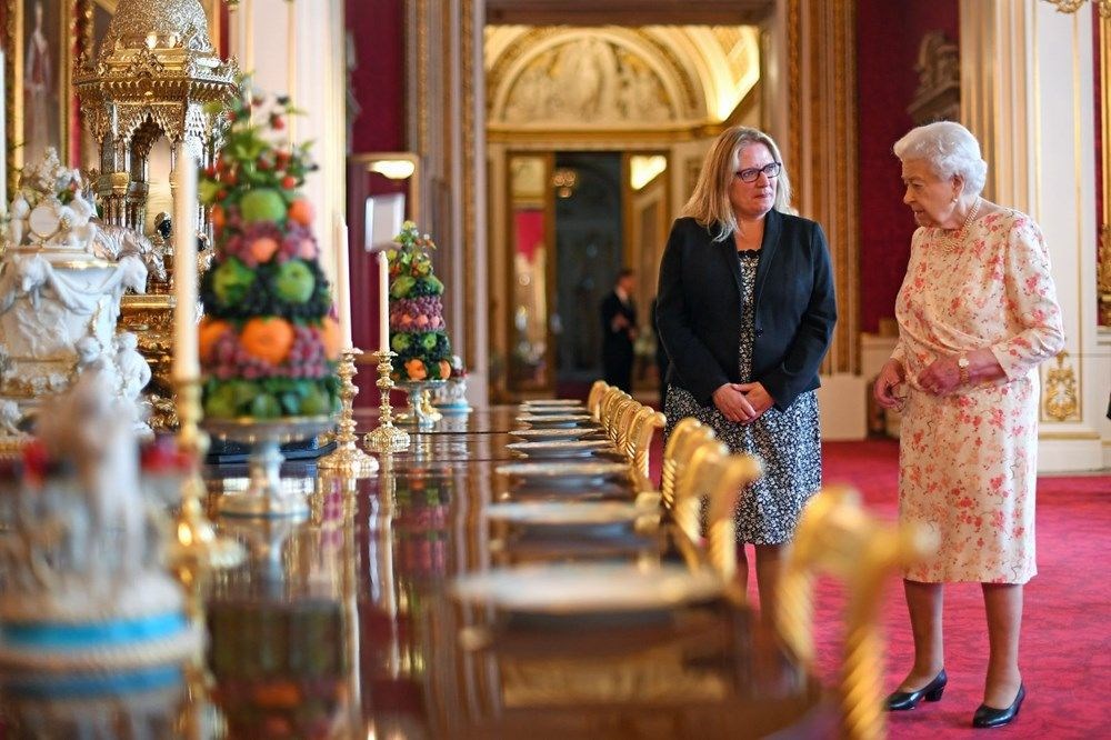 Kraliçe Elizabeth yeni çalışanlar arıyor: Saraya; şef, şoför ve bahçıvan alınacak - 4