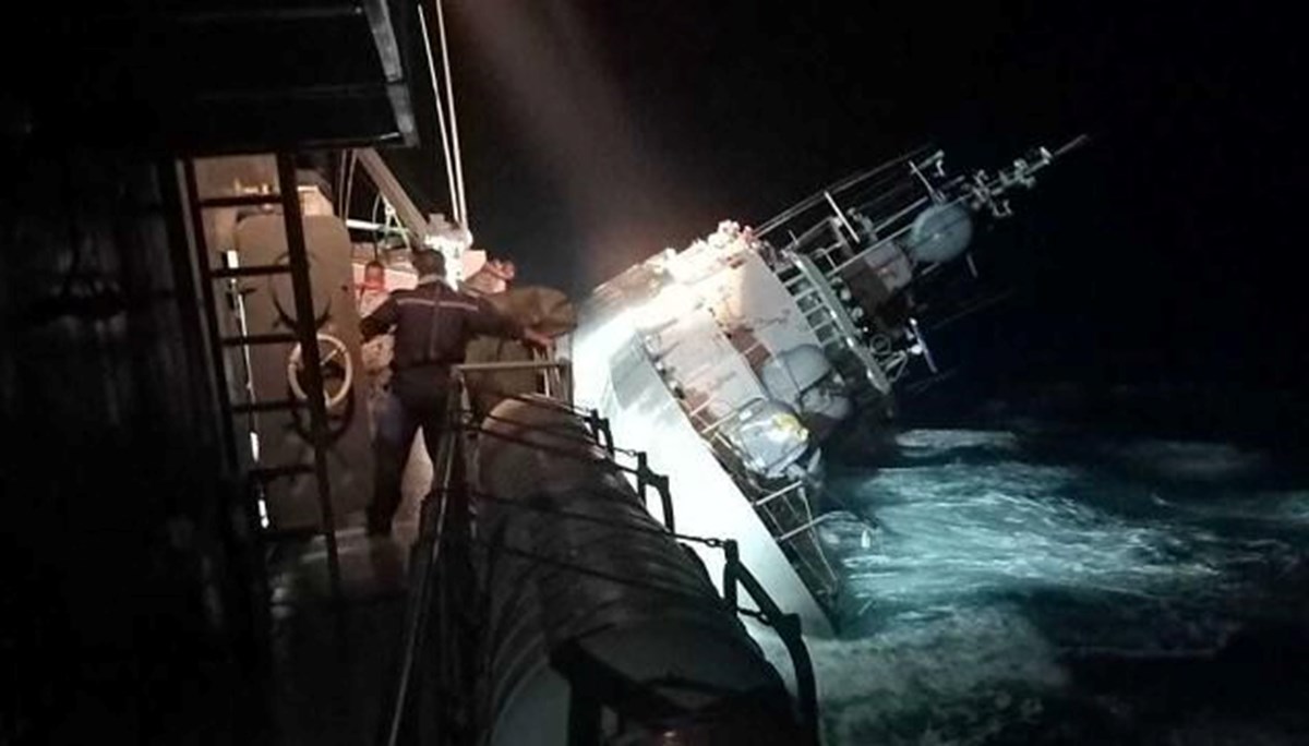 Tayland'da alabora olan donanma gemisinde ölü sayısı 18'e yükseldi