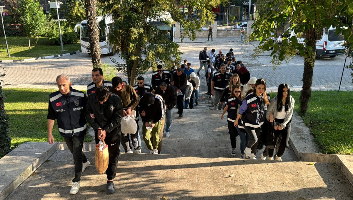 Samsun merkezli 13 ilde yasa dışı bahis operasyonu: 39 gözaltı Samsun merkezli 13 ilde yasa dışı bahis operasyonu: 39 gözaltı