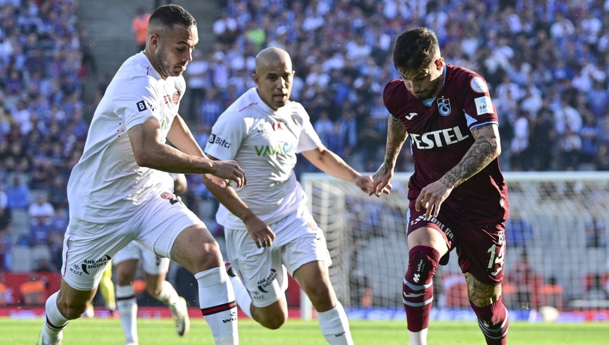 Olimpiyatta gol sesi çıkmadı: Trabzonspor 1 puana razı oldu Olimpiyatta gol sesi çıkmadı: Trabzonspor 1 puana razı oldu
