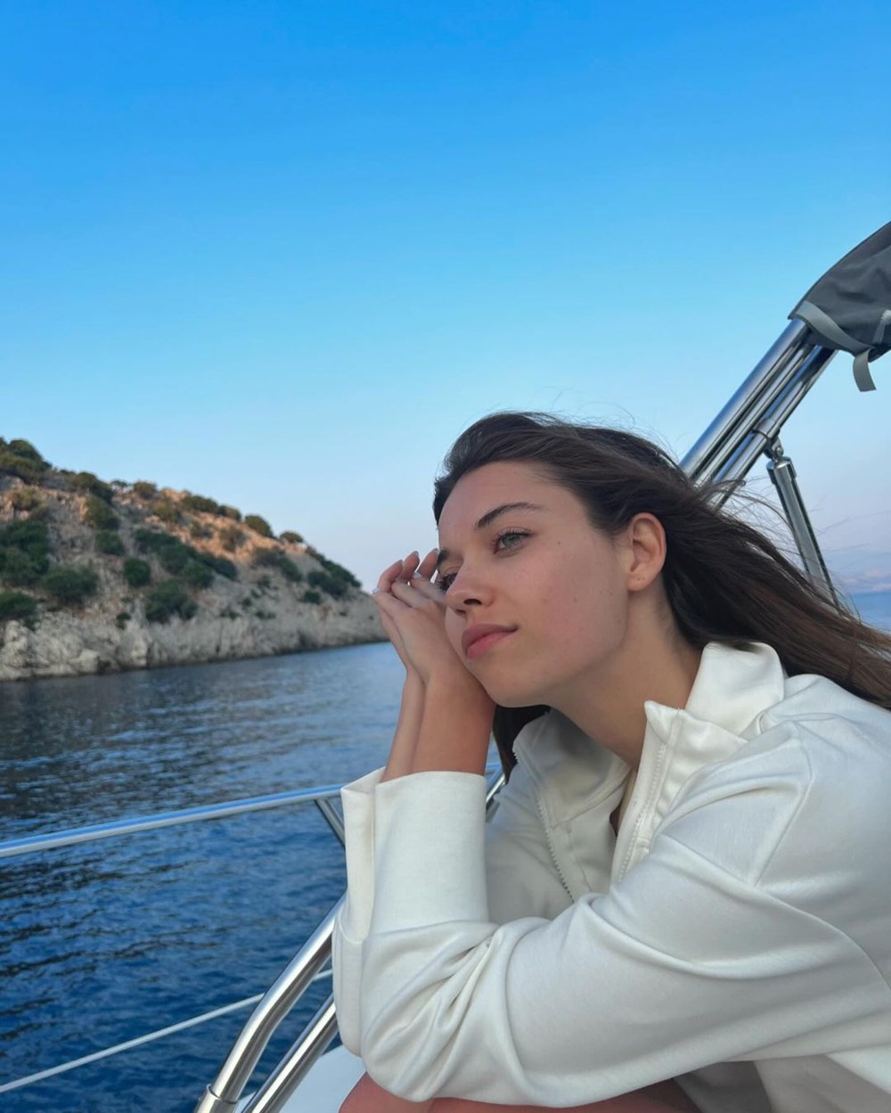 Yalı Çapkını'nın Seyran'ı Afra Saraçoğlu tekne tatilinde - 2