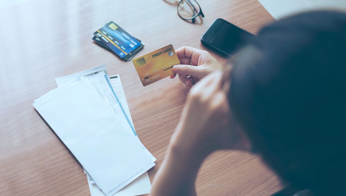 ABD'de finansal stres zirvede: Kredi kartları borçları durdurulamıyor ABD'de finansal stres zirvede: Kredi kartları borçları durdurulamıyor