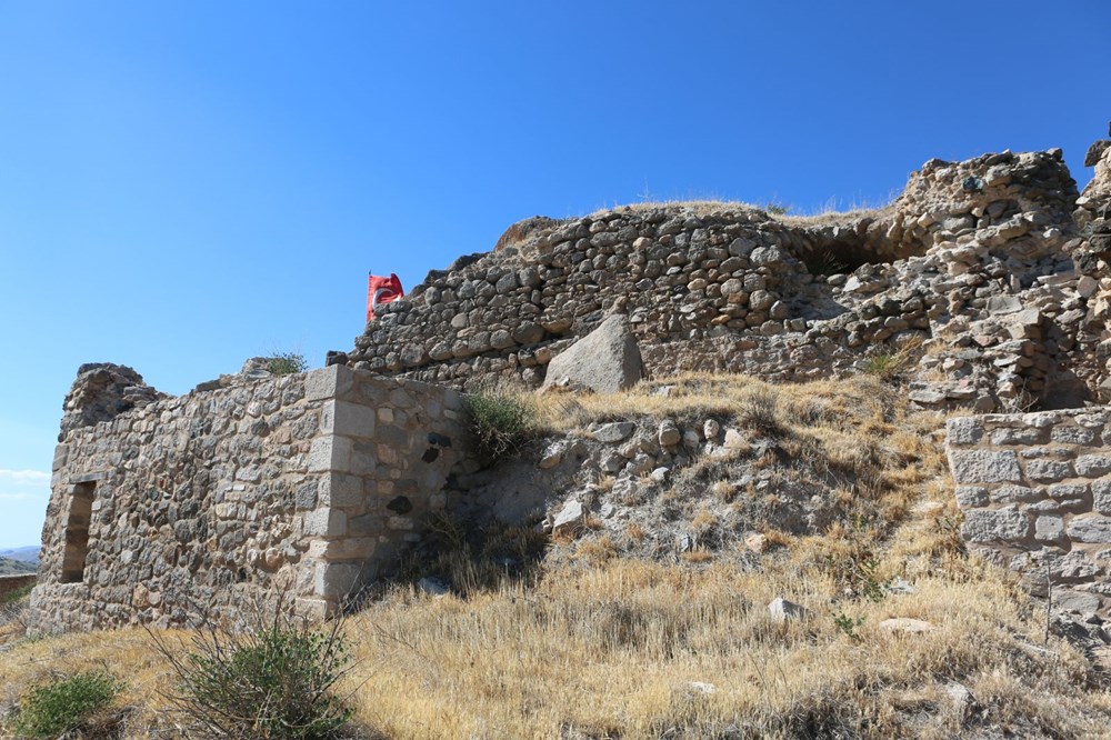 Tunceli'de 2 bin 800 yıllık tarihi Pertek Kalesi göz kamaştırıyor - 12