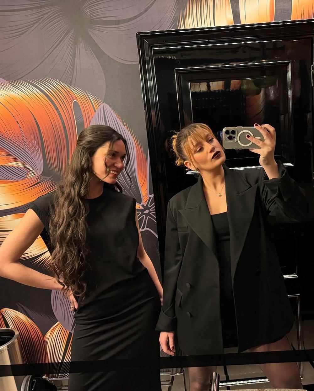 Gizem Karaca'dan yeni hamilelik pozları: Ağlama krizi var mesela - 1
