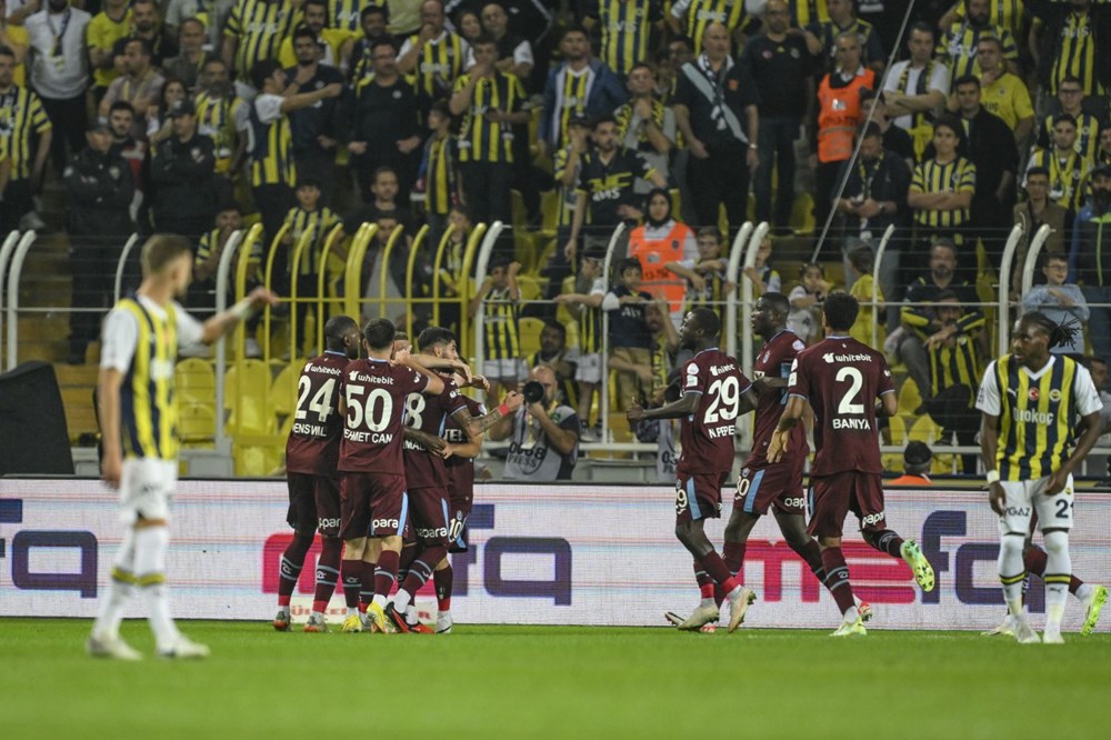 Kadıköy'de seri sona erdi: Fenerbahçe, Trabzonspor'a mağlup oldu - 10