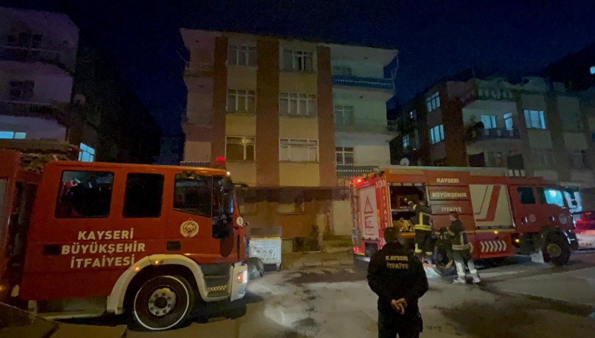 Kayseri'de yangın paniği Kayseri'de yangın paniği