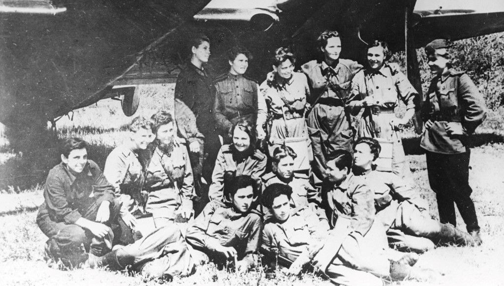 Nazi ordusunu karanlıkta vuran kadın pilotlar