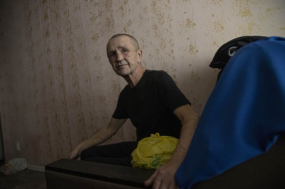 Ukrayna'daki savaşta üç ay sığınakta kalan İzyumlu aile yaşadıklarını anlattı: Oğlum patlamaları duymasın diye başını battaniye ile örttük - 13