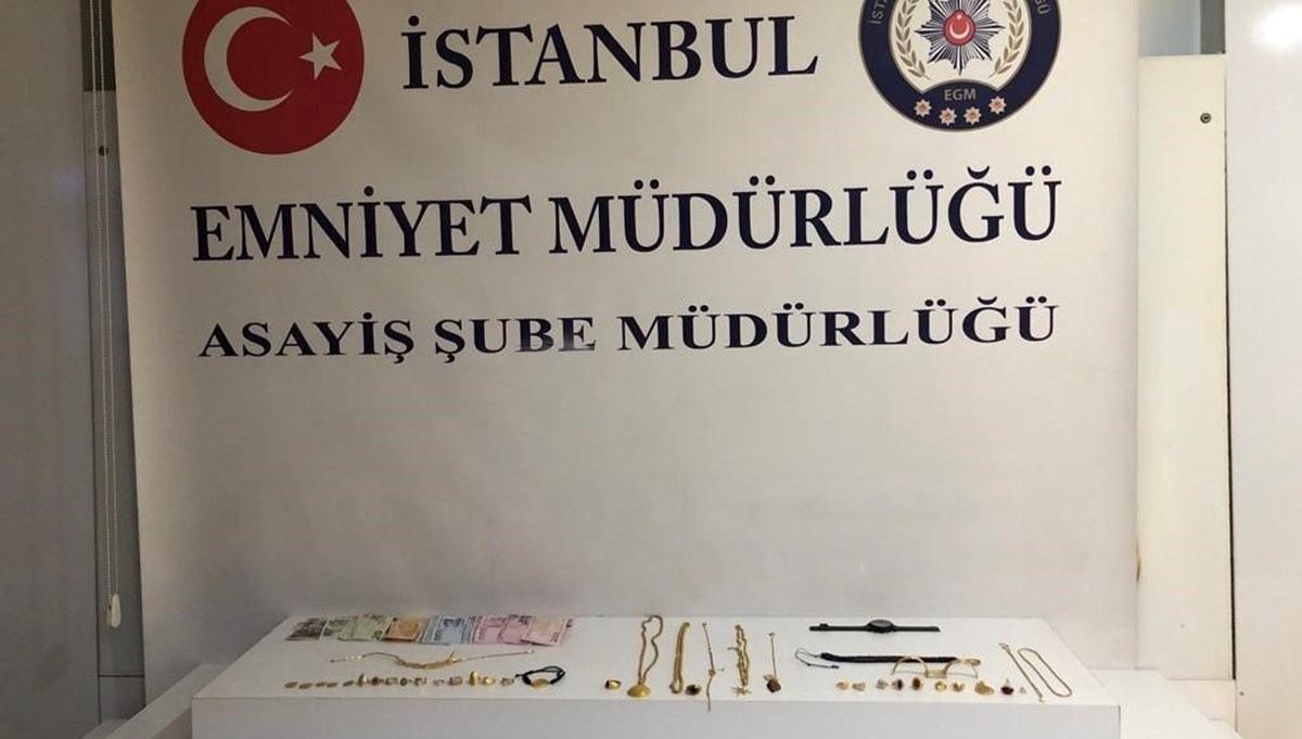 Hatay'da kuyumcu dükkanlarını yağmalayan 5 kişi İstanbul'da yakalandı Hatay'da kuyumcu dükkanlarını yağmalayan 5 kişi İstanbul'da yakalandı