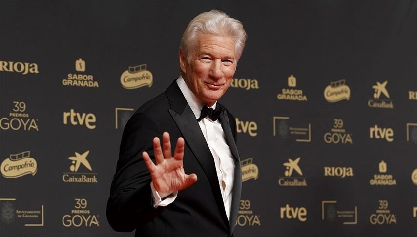 Richard Gere, Filistinli şairin şiirini okudu