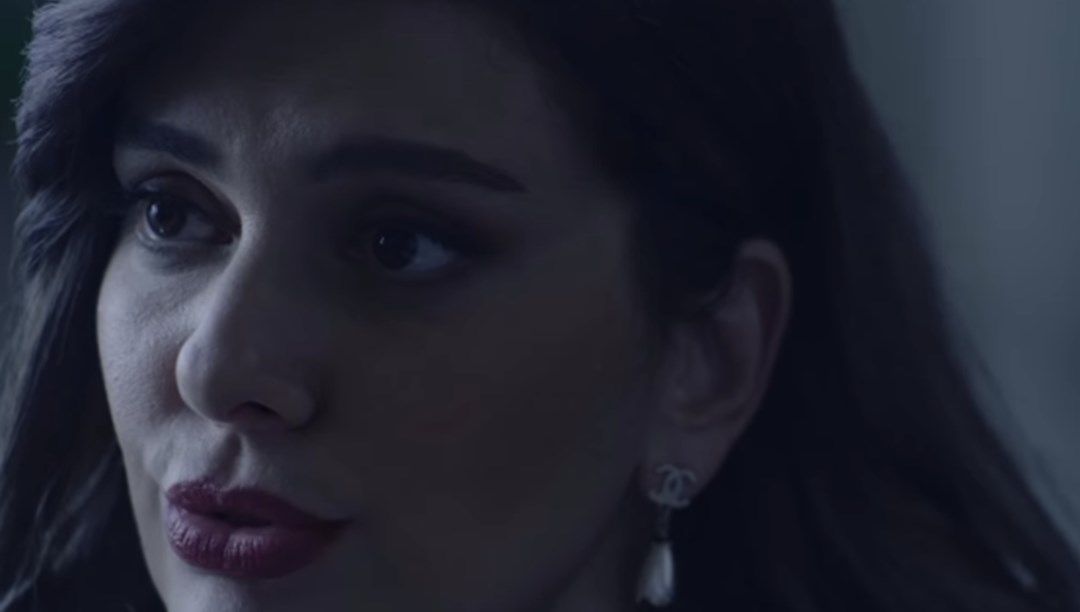 Bergüzar Korel ve Bige Önal'ı buluşturan "10 Saniye" filmi Altın Koza'da