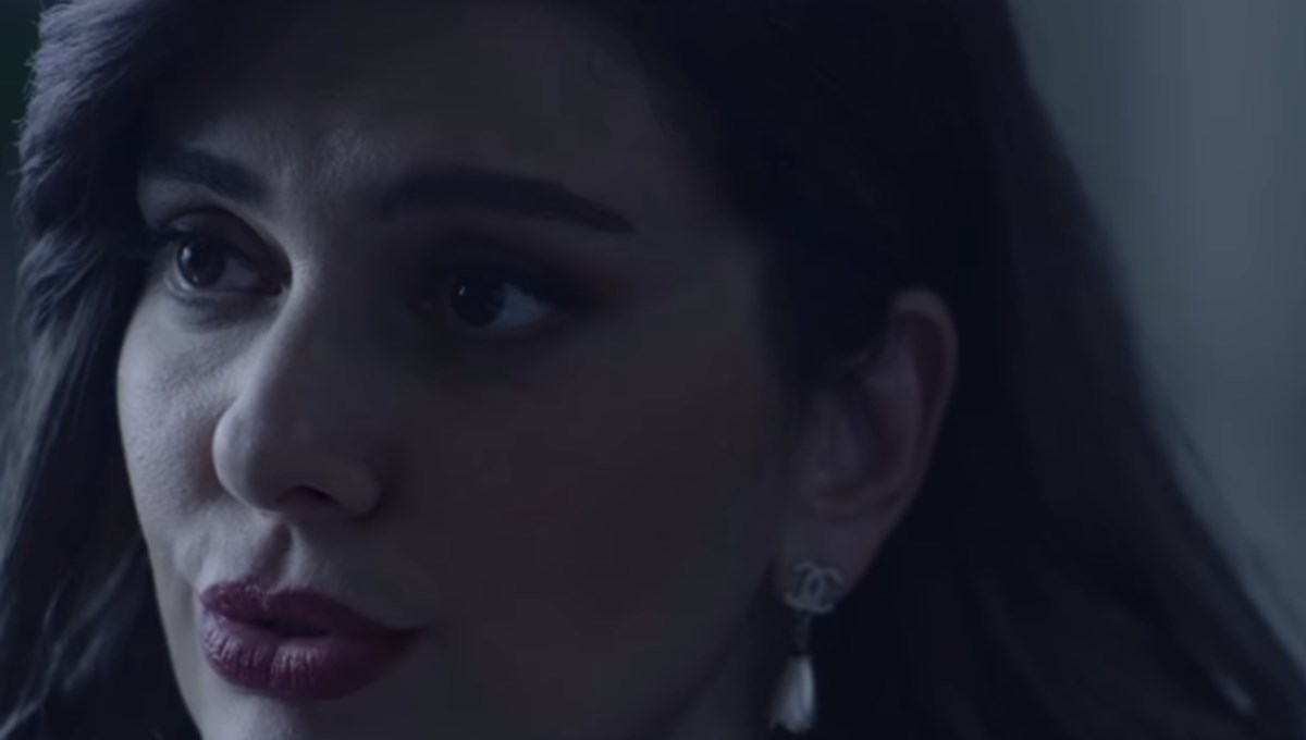 Bergüzar Korel ve Bige Önal'ı buluşturan