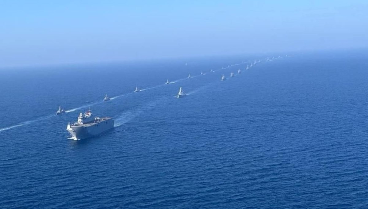 Hazırlıklar tamamlandı: İstanbul Boğazı’nda 100 savaş gemisiyle geçit töreni Hazırlıklar tamamlandı: İstanbul Boğazı’nda 100 savaş gemisiyle geçit töreni
