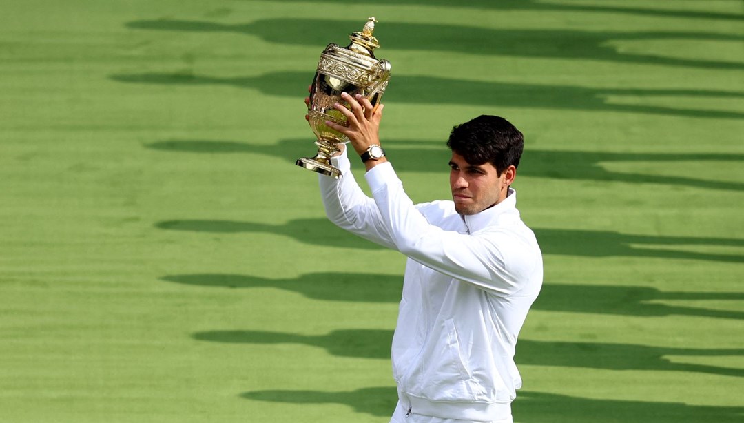 Carlos Alcaraz, Wimbledon'da üst üste ikinci kez şampiyon