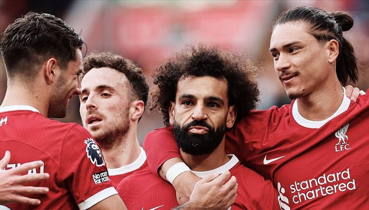 Liverpool Merseyside derbisini Salah'ın golleriyle kazandı Liverpool Merseyside derbisini Salah'ın golleriyle kazandı