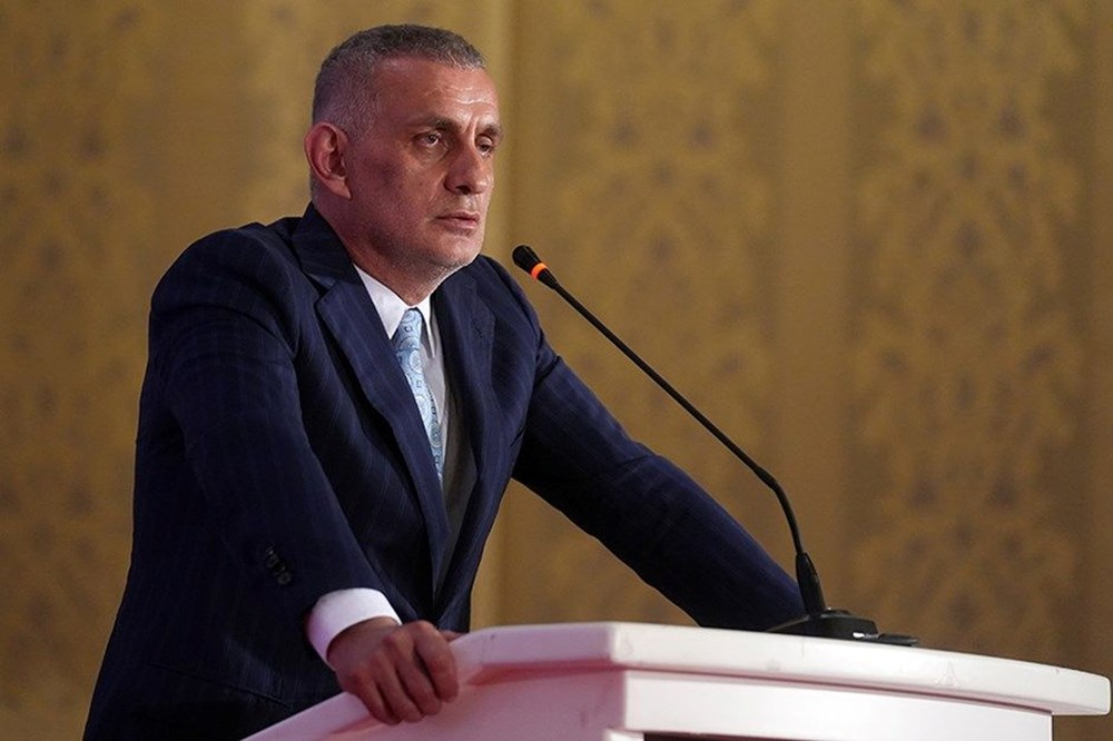 Hacıosmanoğlu'ndan Derbi Hakemine Sıra Dışı Öneri: "Kadın Hakemlere Kapımız Açık!" 80 QzzBl