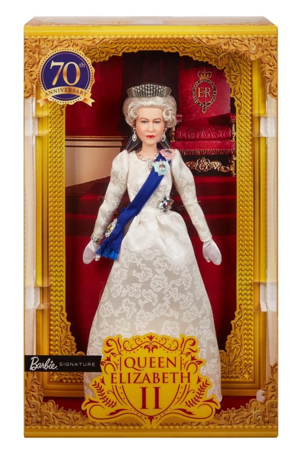 Kraliçe Elizabeth'in Barbie bebeği çıkarıldı - 4