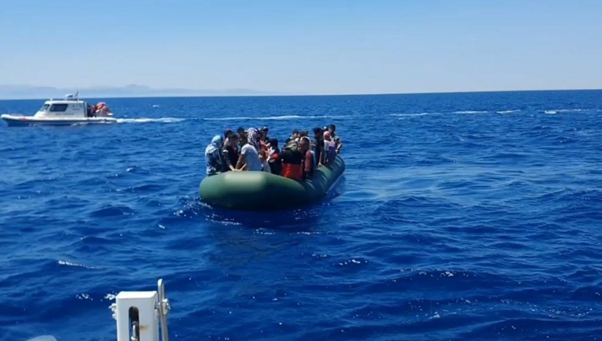 Aydın'da 29 düzensiz göçmen yakalandı Aydın'da 29 düzensiz göçmen yakalandı