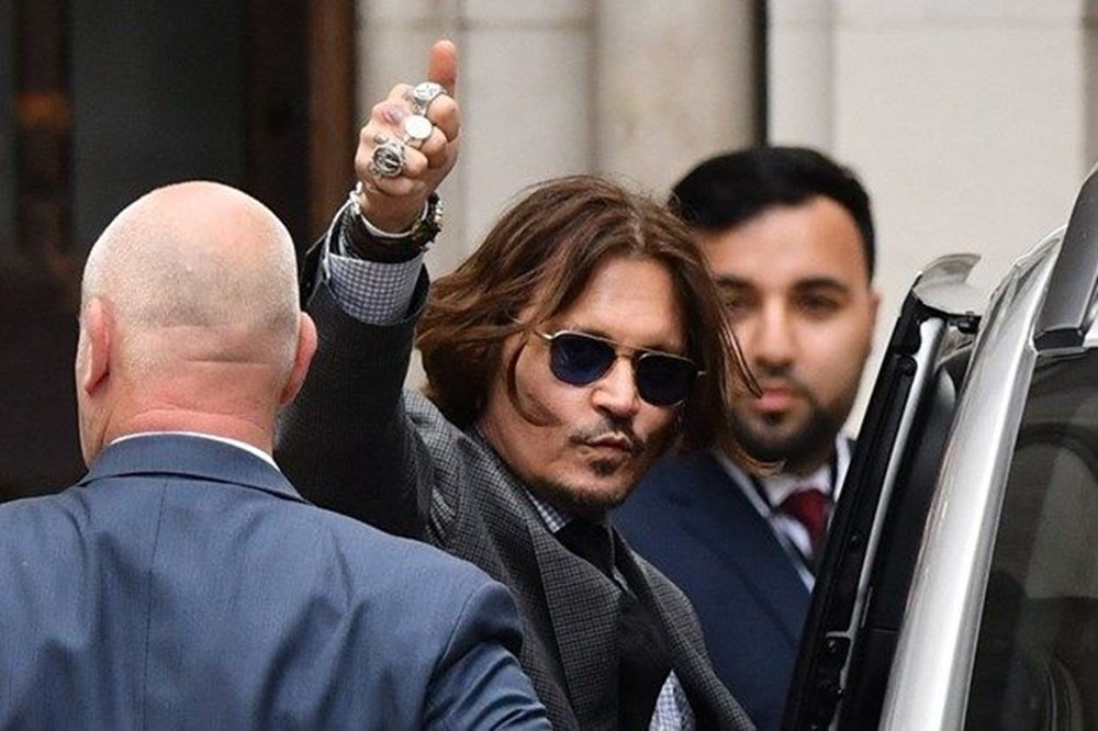 Robert Downey Jr ve Johnny Depp, Sherlock Holmes 3'te buluşuyor - 5