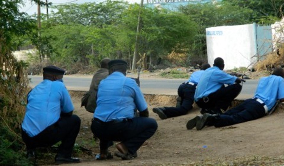Kenya Somali'de Eş-Şebab kamplarını vurdu - 1