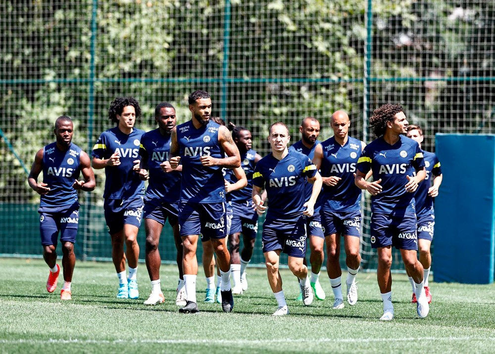 Fenerbahçe-Dinamo Kiev maçı saat kaçta ve hangi kanalda? (Fenerbahçe-Dinamo Kiev maçı muhtemel 11'ler) |CANLI ANLATIM| - 3