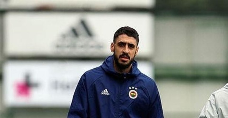 Fenerbahçeli futbolcu Tolga Ciğerci: Fotoğrafları silin sıkıntı olur - 1