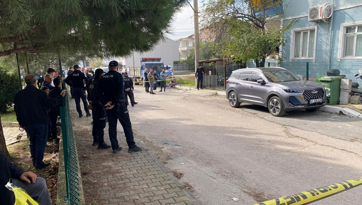 Eşini öldürdü, kendini yaraladı