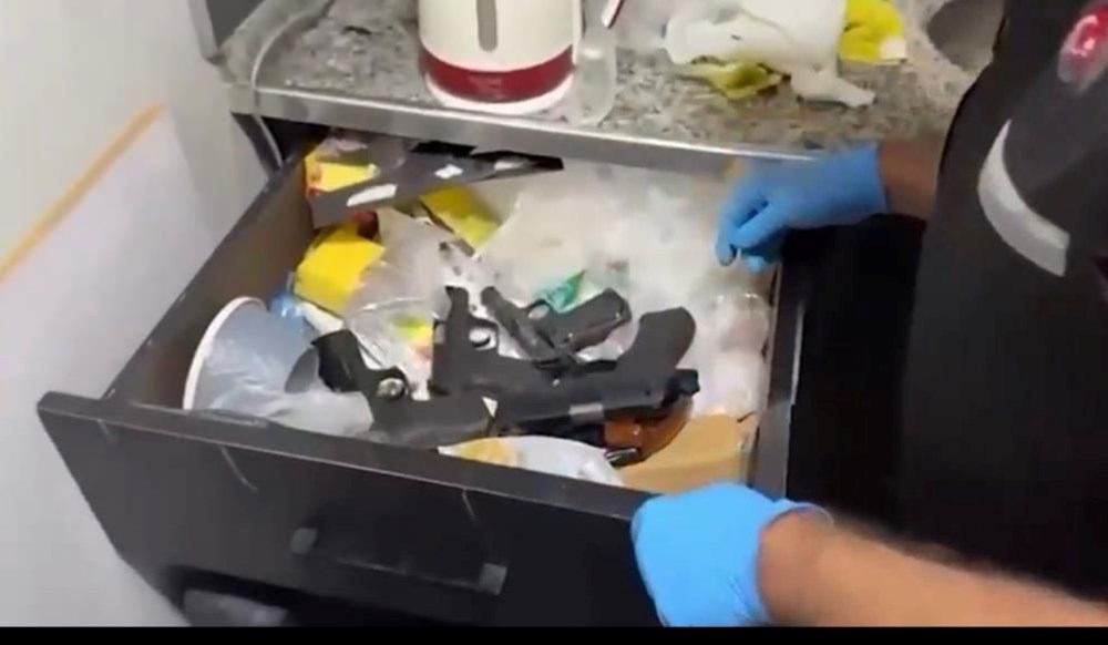 Silah kaçakçılarına 13 şehirde operasyon: 19 şüpheli tutuklandı - 2