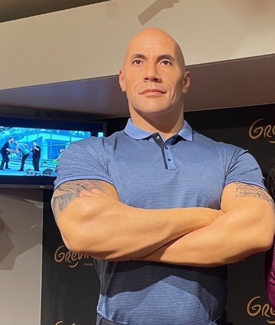 Dwayne Johnson balmumu heykelinin düzeltilmesini istiyor - 1