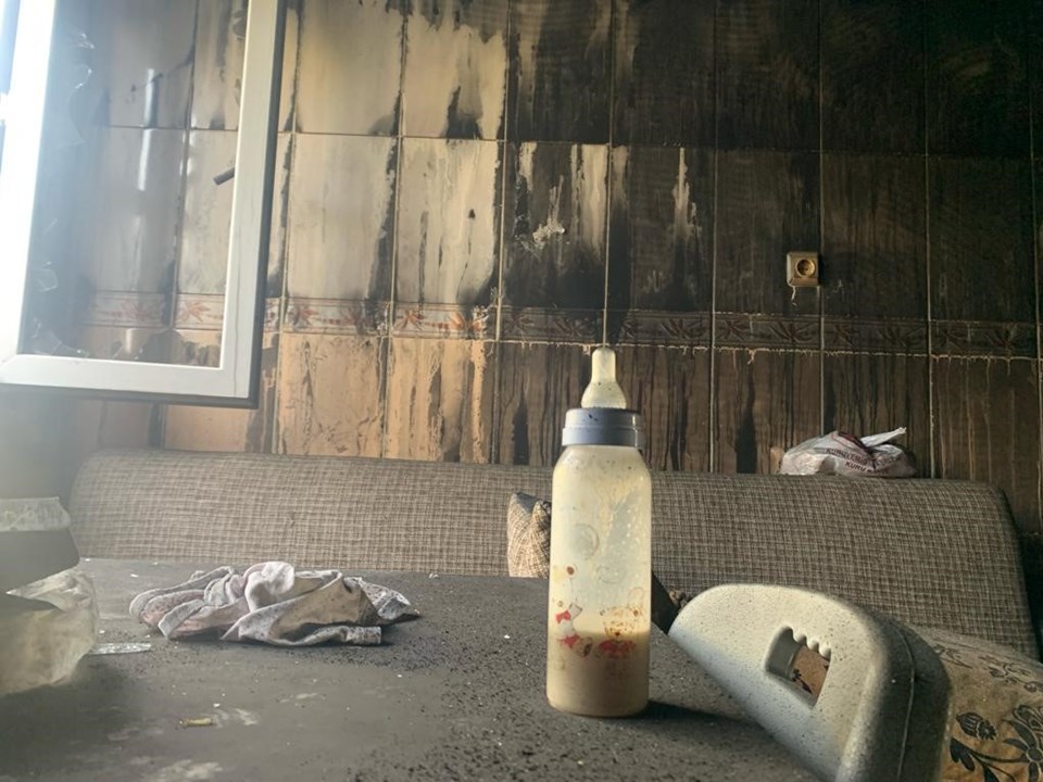 Elektrikli soba yangın çıkardı: Anne, baba ve ikiz çocukları hayatını kaybetti - 2