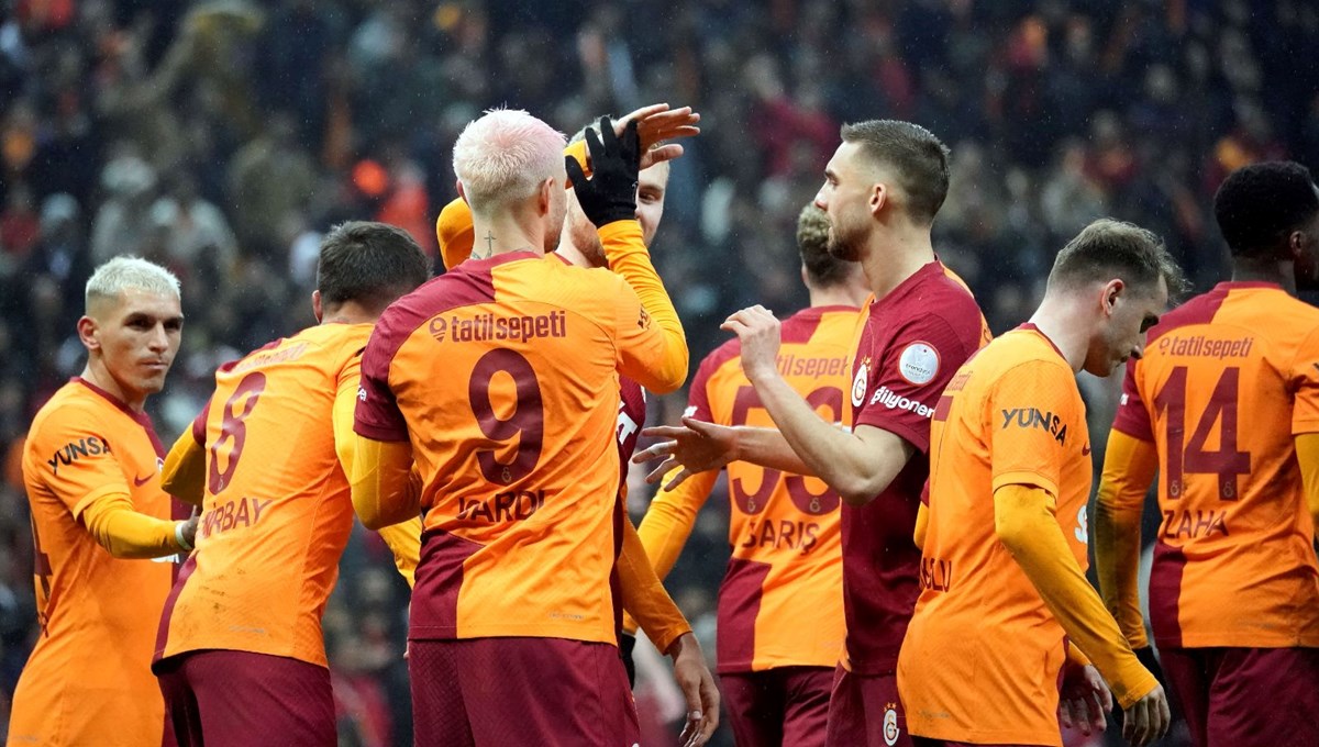 Galatasaray'ın evindeki yenilmezlik serisi 32 maça çıktı Galatasaray'ın evindeki yenilmezlik serisi 32 maça çıktı