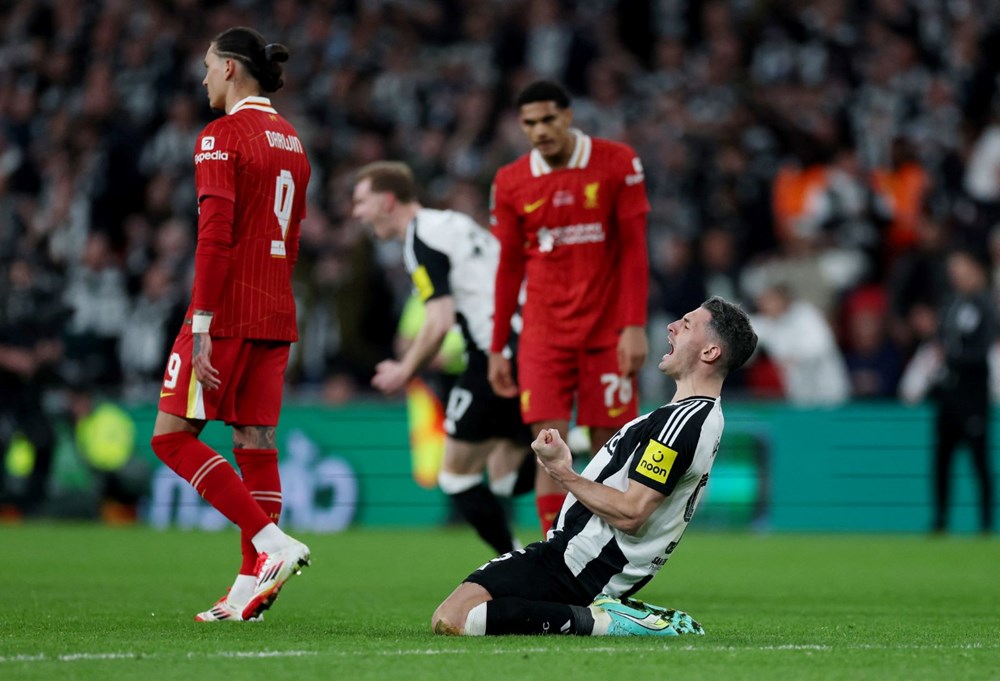 70 Yıllık Hasret Bitti: Şampiyonluk Coşkusu Sokakları Titretti 73 RD1zrb4dj0e5226KsaVjsQ