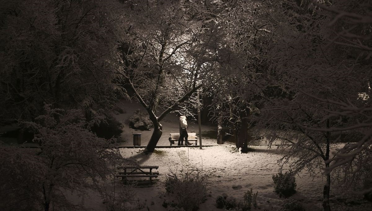 Kar yağışının ardından başkent beyaza büründü