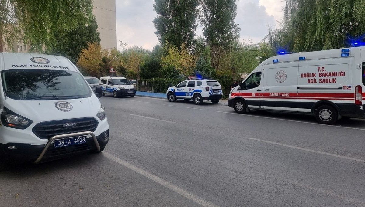 Akrabaların kavgası kanlı bitti Akrabaların kavgası kanlı bitti