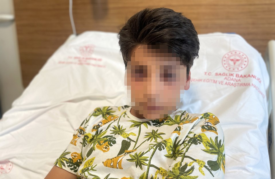 Adana'da 'Ses bombası yapımı' videosu izleyen çocuk, karışımı hazırlarken gözünden yaralandı - 2