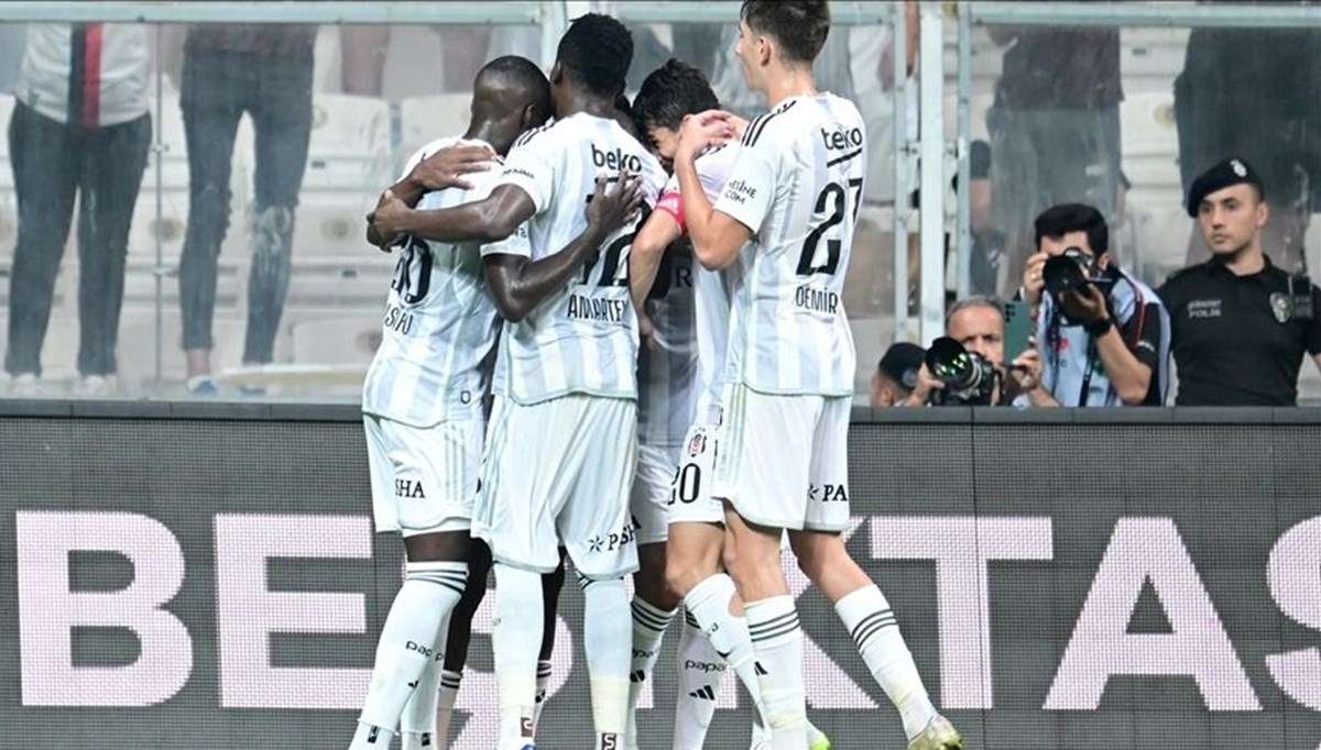 Beşiktaş'ın Adana Demirspor maçı kamp kadrosu açıklandı