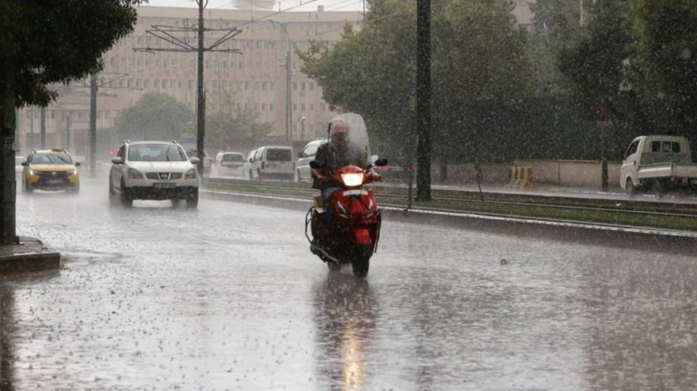 Meteoroloji bildirdi: İstanbul ve Ankara dahil 25 ile sağanak yağış geliyor - 2